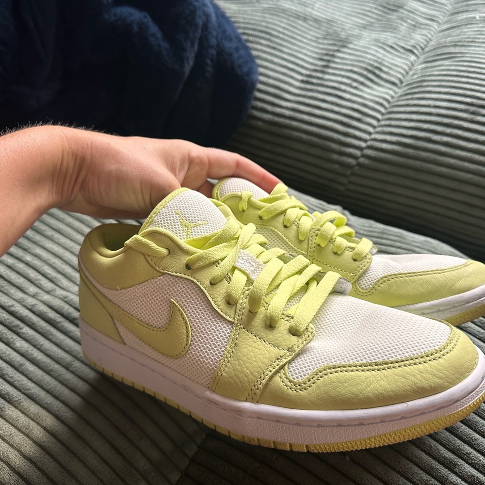Lime Green Nike low Dunks - Picture 2 of 7